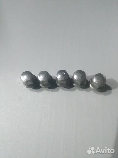 Гайка колесная RAM SRT 10