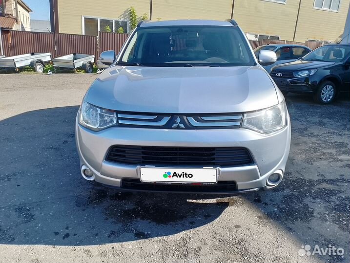 Mitsubishi Outlander 2.0 CVT, 2012, 180 280 км