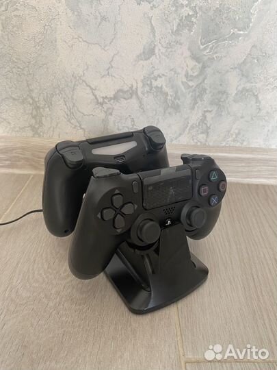 Sony PS4 pro 1tb + 160 игр