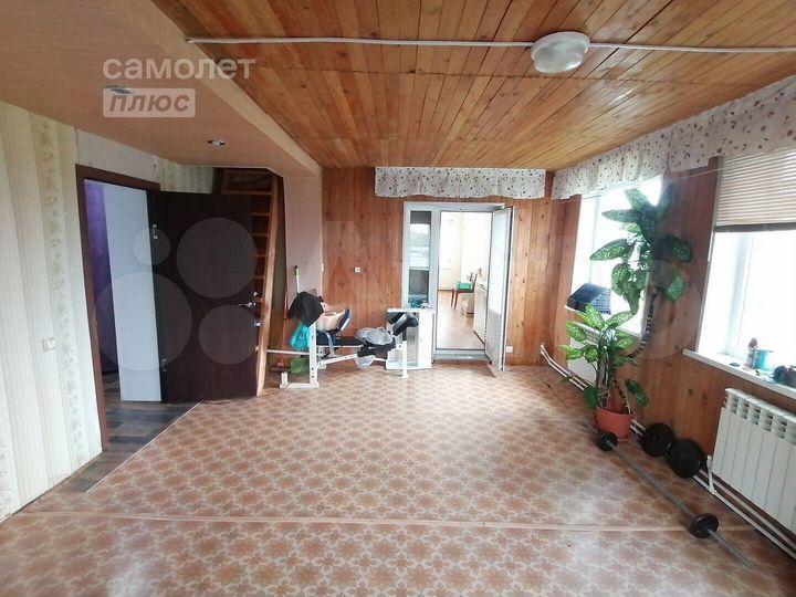 Дом 112 м² на участке 19 сот.