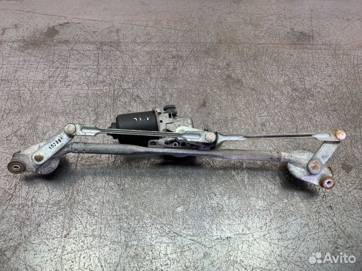 Трапеция дворников с двигателем Toyota Avensis