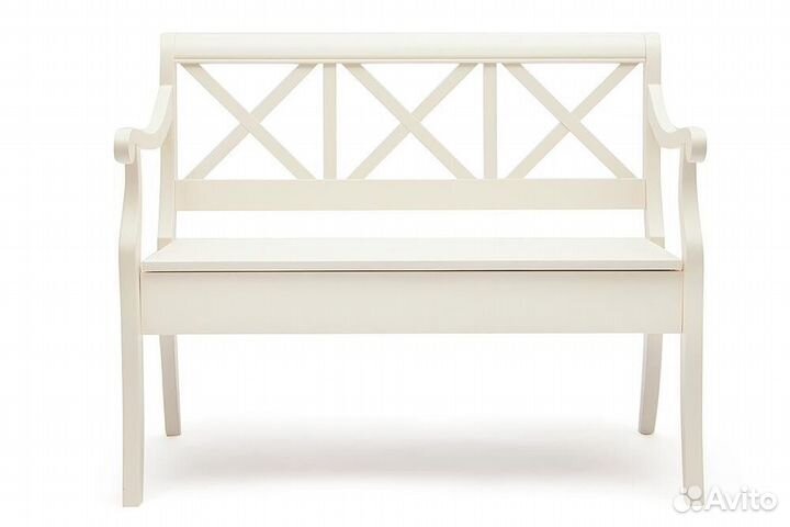 Скамейка деревянная