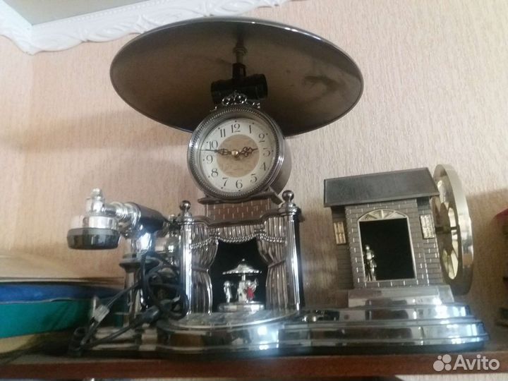 Настольные интерьерные часы