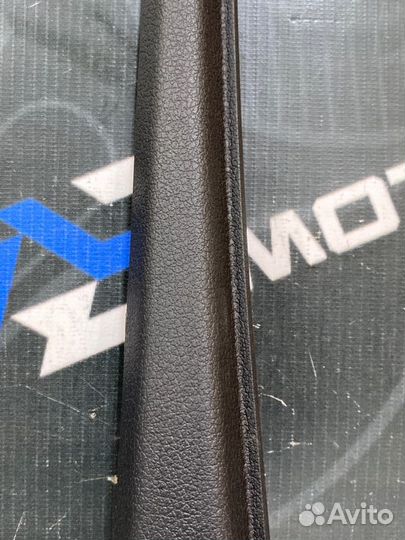 Пластик салона передний левый Audi Q7 4L BHK 2008