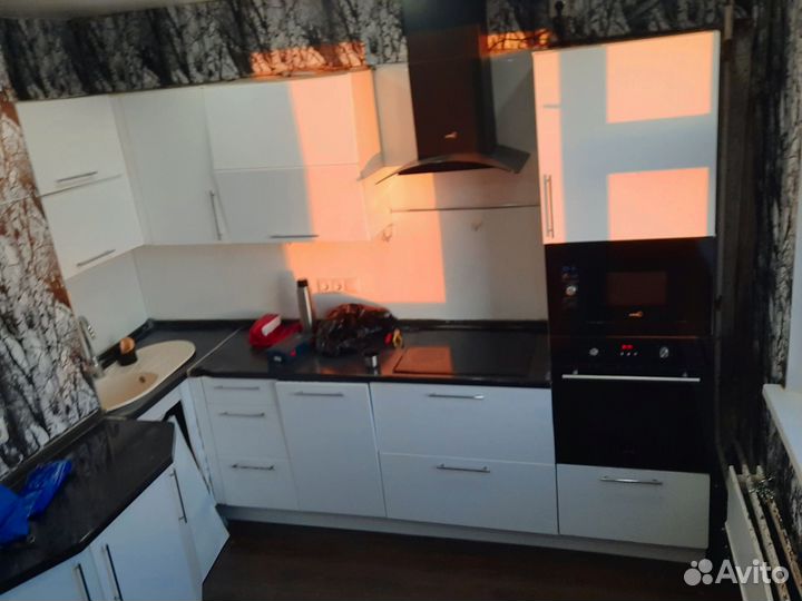 Кухонный гарнитур кухня бу с техникой