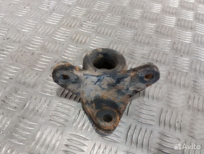 Кронштейн стойки переднего стабилизатора Scania 14