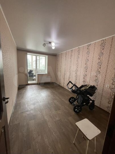 2-к. квартира, 57 м², 3/10 эт.