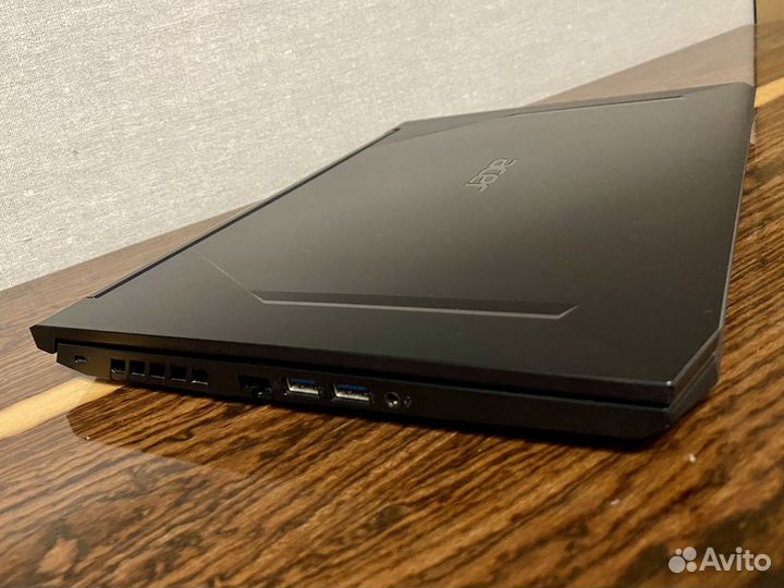 Игровой ноутбук Ryzen 5, 16 DDR4, GTX 1650ti, ssd