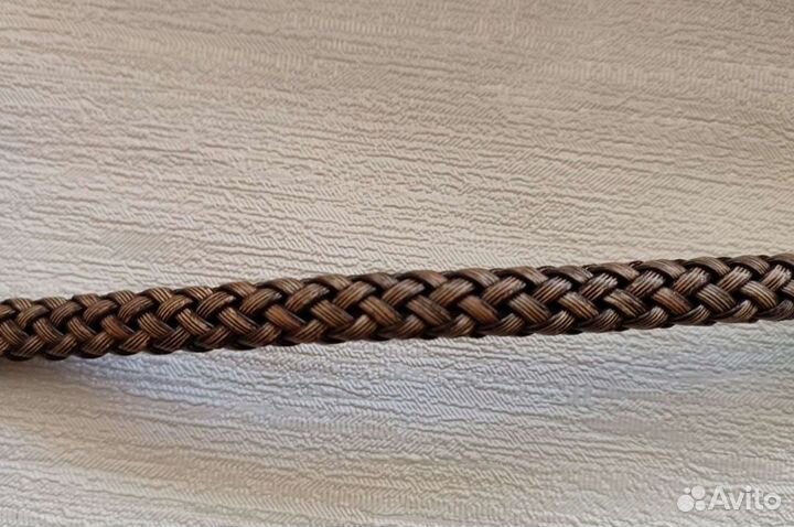 Кожаный браслет плетеный