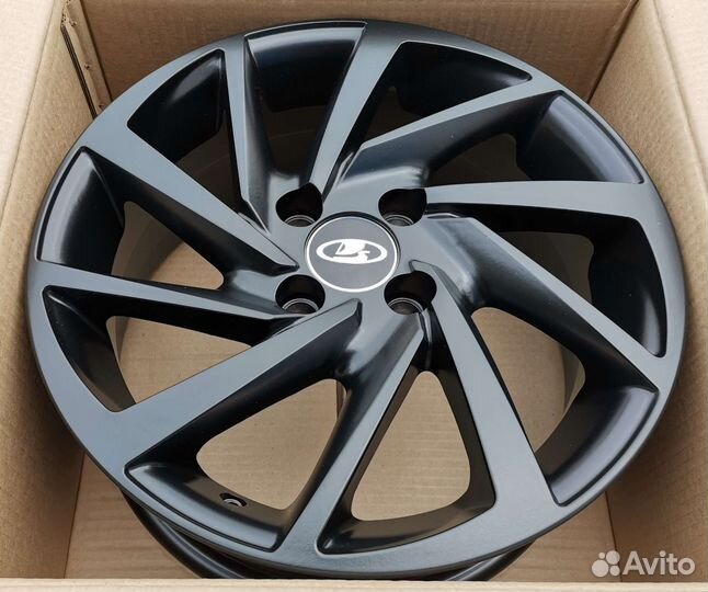 LADA Vesta, Largus R15 новые