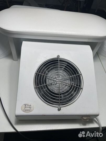 Вытяжка маникюрная Trinity Perfect