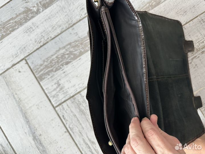 Мужской кожаный портфель