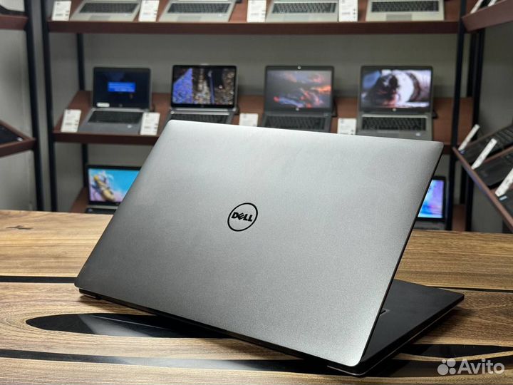 Ноутбук Dell Precision 5520 i7 16GB Quadro M1200M