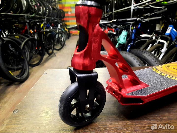 Трюковой самокат