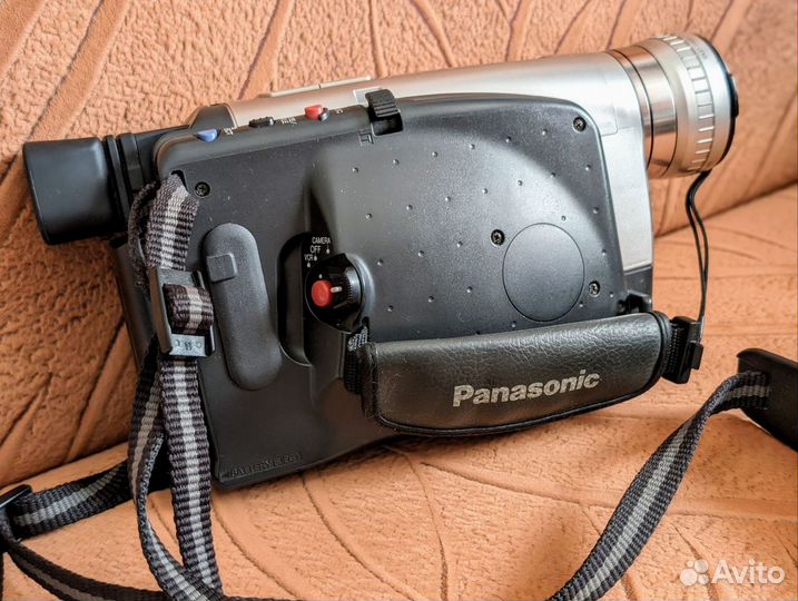 Видеокамера Panasonic RZ 9