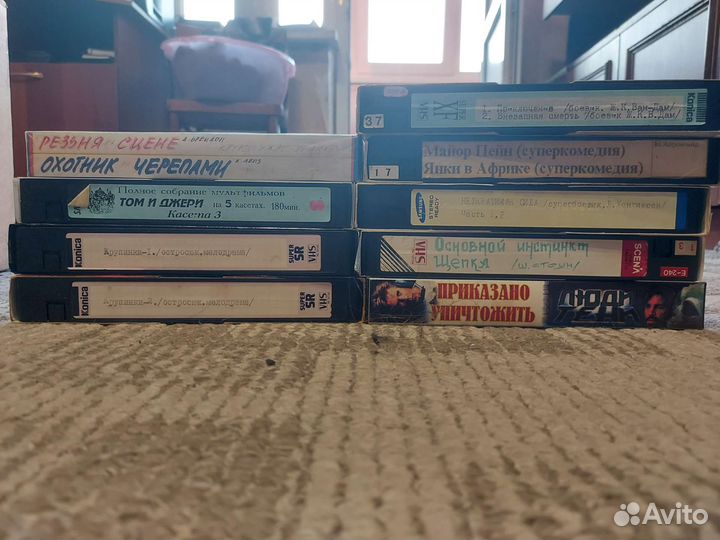 Видеокассеты