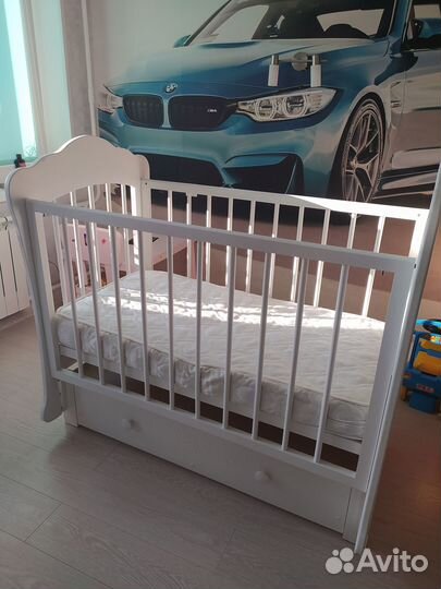 Продам комод и кроватку