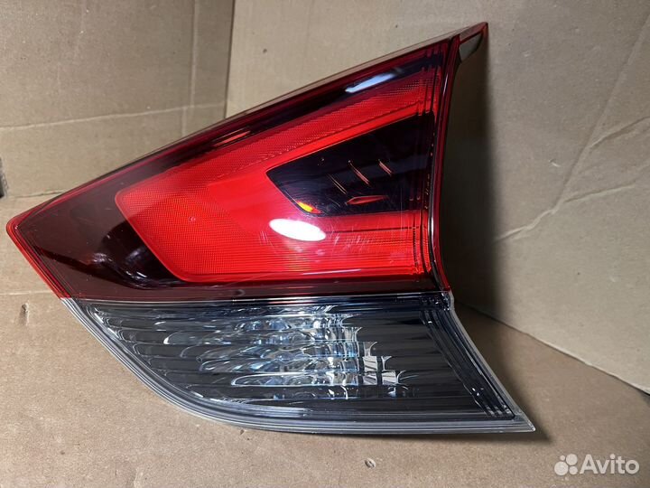 Задний фонарь правый Nissan X-Trail рестайл
