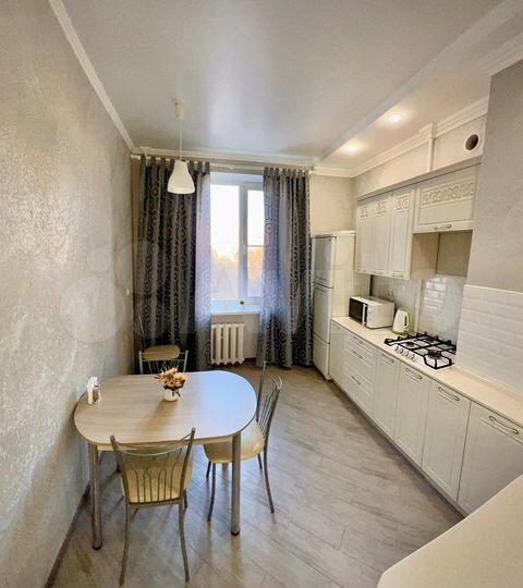 2-к. квартира, 56 м², 3/4 эт.