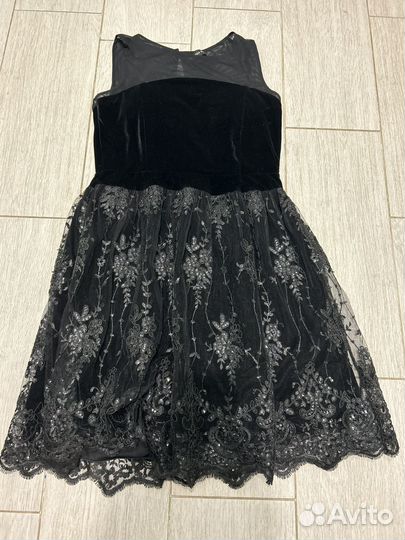 Платье для корпоратива 42-44 размер