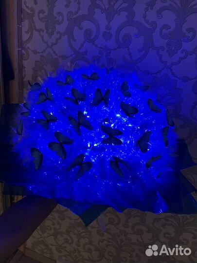 Букет светящийся из бабочек