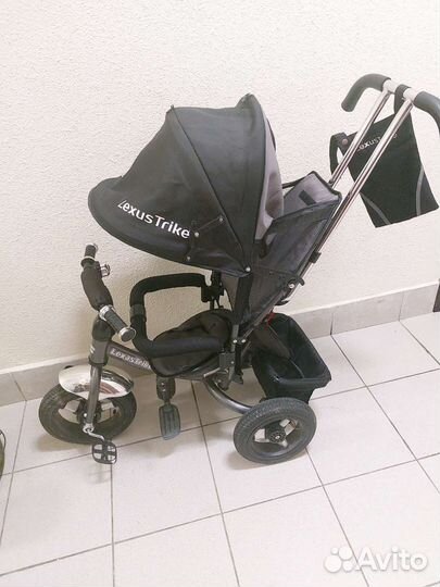 Трехколесный велосипед с родительской ручкой