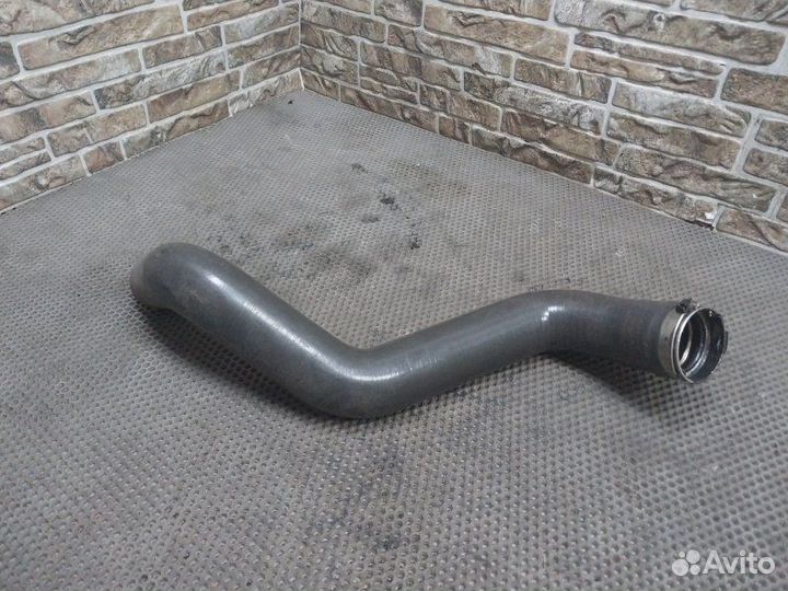 Патрубок интеркулера Jeep Grand Cherokee WK2 3.0