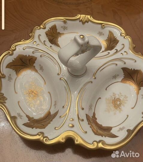 Менажница фарфоровая