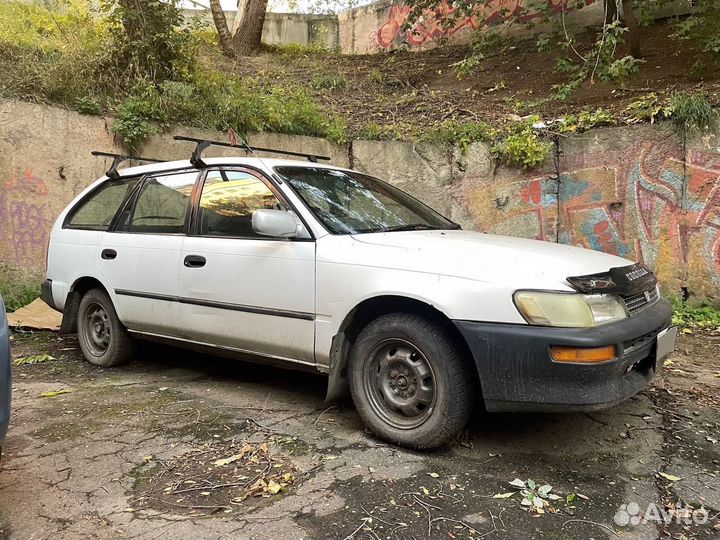 Toyota Corolla 1.5 AT, 1999, 297 000 км