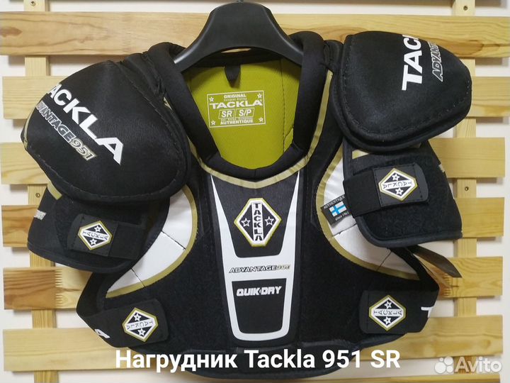 Нагрудники хоккейные всех размеров