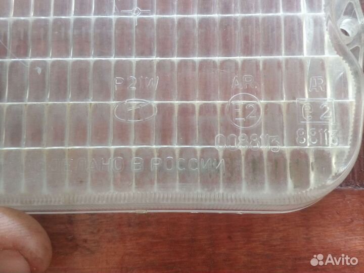 Крышка заднего фонаря