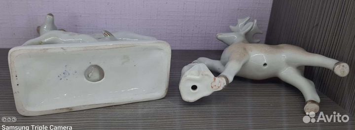 Фарфоровые статуэтки. Олени