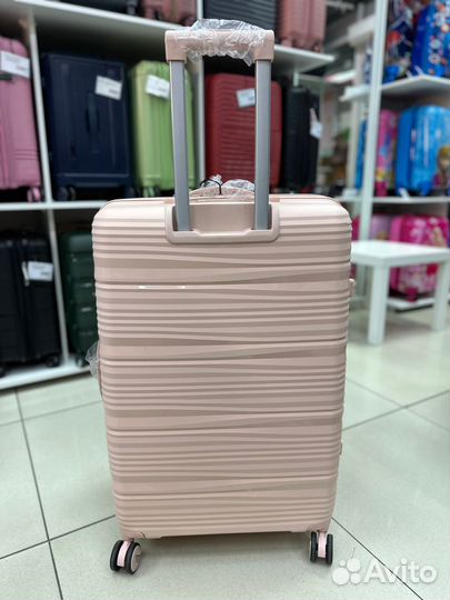 Чемодан 28 дюймов Milona светло-розовый с расширением из полипропилена