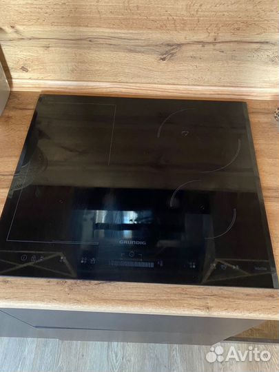 Индукционная варочная панель Grundig giei624470PF