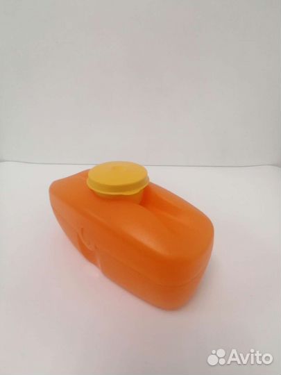 Ланч бокс с соусником