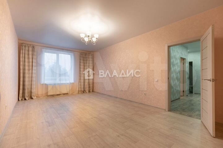 2-к. квартира, 72,5 м², 5/7 эт.