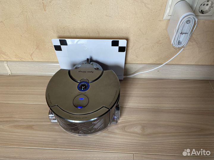Робот-пылесос Dyson 360 Eye
