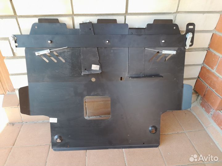 Hyundai Elantra Защита картера и кпп Новая