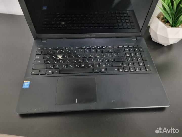 Офисный ноутбук asus 4 ядра