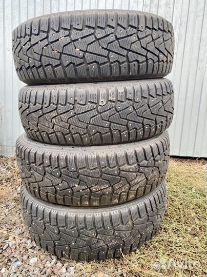 Pirelli Ice Zero 5/7 R15