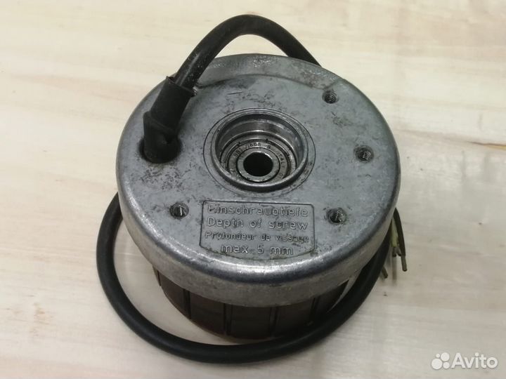 Электродвигатель вентилятора EBM A4E300-AP26-01