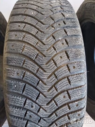 Nokian Tyres Hakkapeliitta 1 235/60 R18