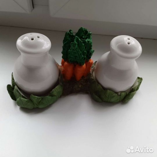 Сувениры из фарфора и полистоуна,керамики