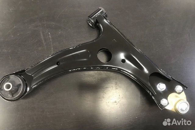 Рычаг передний левый solano