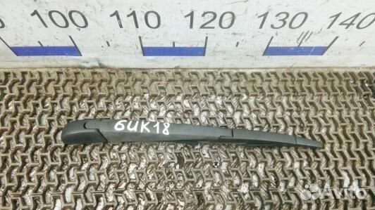 Щеткодержатель 3-5-й двери toyota RAV 4 ZSA3 (6UK1