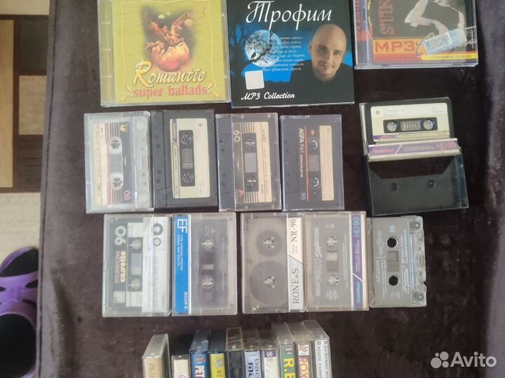 Аудиокассеты и диски