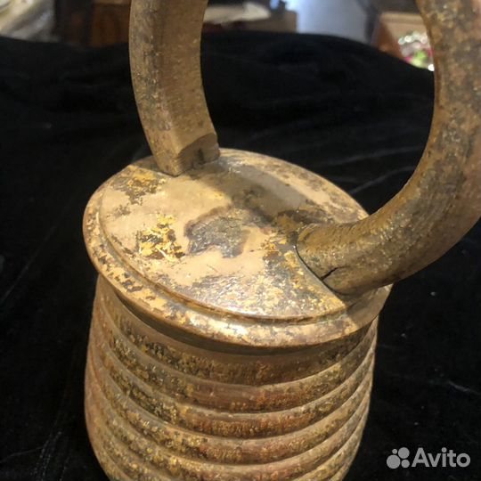 Шкатулка гиря