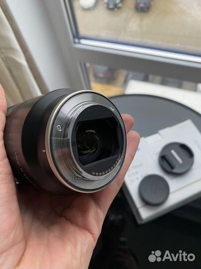 Объектив Tamron 28-75mm f/2.8 Di III RXD Sony