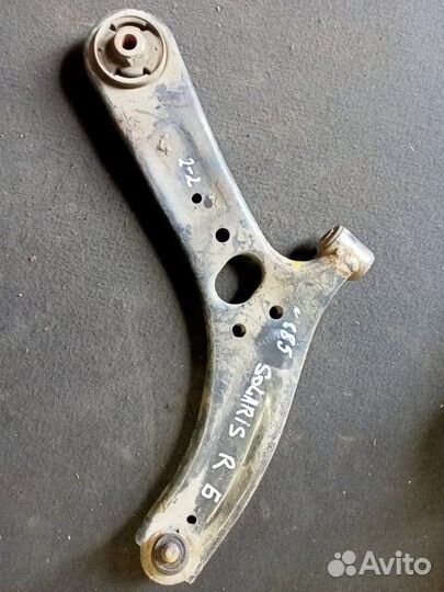 Рычаг подвески передний правый Hyundai Solaris