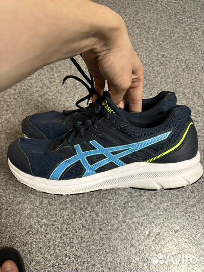 Кроссовки asics
